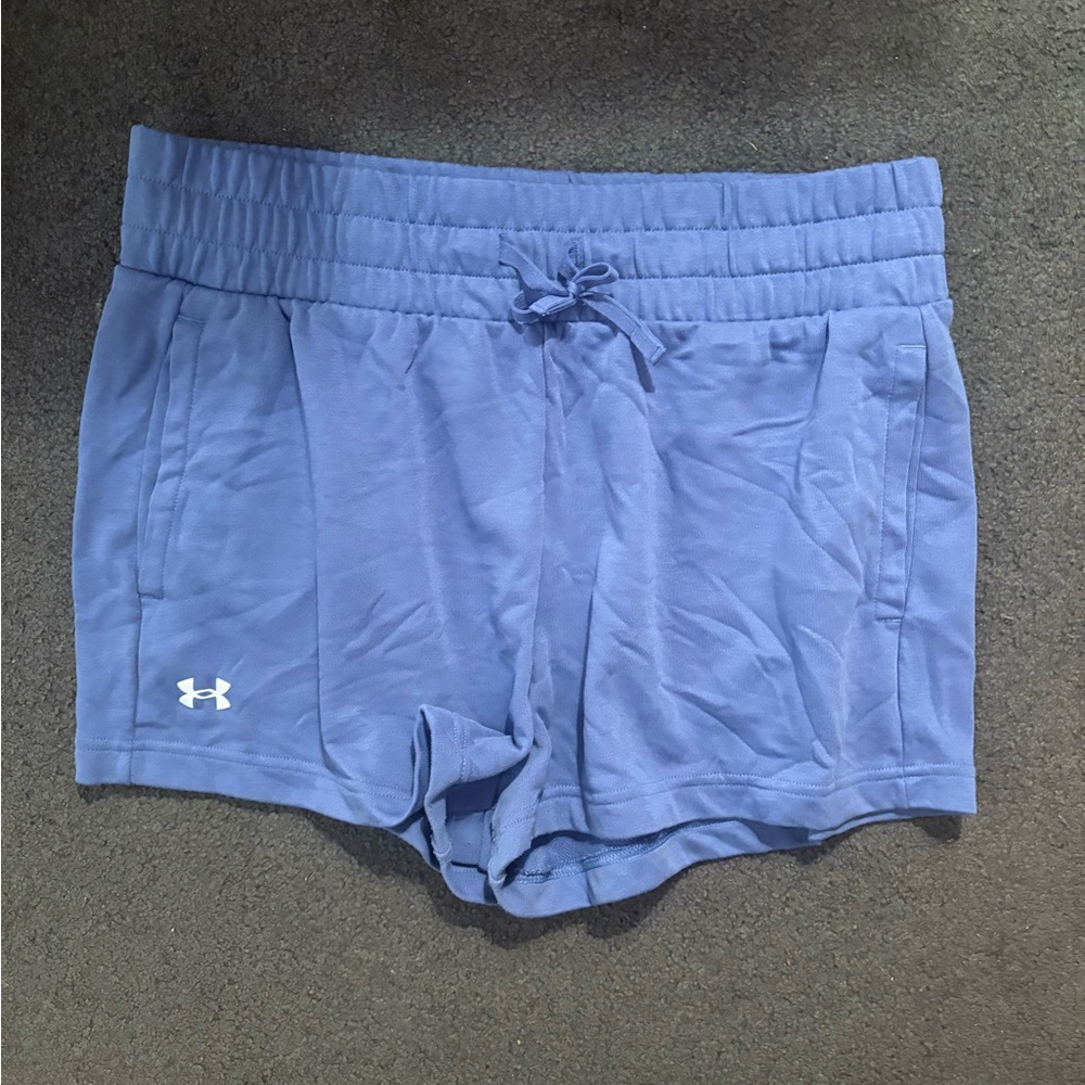 Under Armour Women’s Shorts Size XL